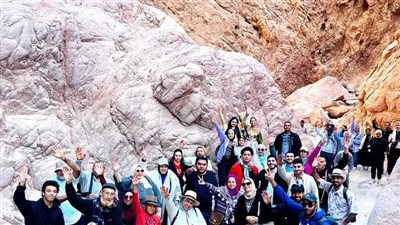 إقبال السائحين على مدينة سانت كاترين بعد تحسن الأحوال الجوية