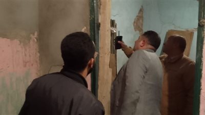 انهيار جزئي لعقار بحي الساحل.. ومحافظة القاهرة تشكل لجنة لفحص العقارات المجاورة 