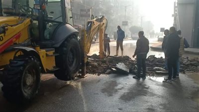 محافظ الجيزة يتفقد أعمال إصلاح كسر ماسورة مياه بمنطقة المهندسين