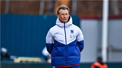 بعد اقتراب رحيل مانشيني.. رينارد يتحدث عن عودته لتدريب السعودية 