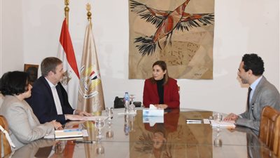 وزيرة الثقافة تلتقي مدير المجلس البريطاني لبحث المزيد من التعاون خلال الفترة المقبلة