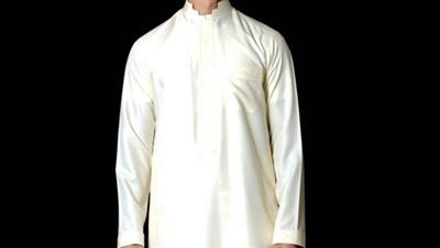 حلمت إن أبي المتوفى لابس جلابية بيضاء وفية طائر نازل من السماء.. تفسير رؤية الملابس البيضاء بالمنام