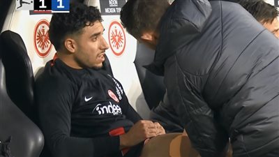 مرموش يسجل ويصاب.. فرانكفورت يتعادل مع بوخوم في الدوري الألماني