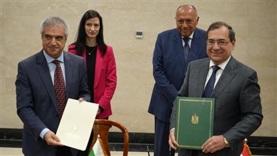 توقيع مذكرة تفاهم بمجال الغاز الطبيعي بين وزارة البترول ووزارة الطاقة البلغارية 