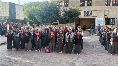 مدير تعليم القاهرة يوجه بسرعة تسليم الكتب للطلاب خلال الأسبوع الأول من الدراسة