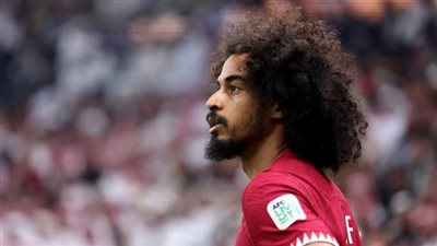 الساحر.. احتفال مثير من أكرم عفيف بعد هدفه في شباك الأردن بنهائي آسيا |فيديو