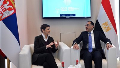 رئيس الوزراء يبحث سبل تطوير التعاون في مجال استيراد القمح والحبوب مع نظيرته الصربية