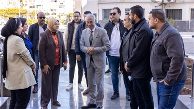 رئيس جامعة بورسعيد: مركز التطوير المهني يؤهل الخريجين لسوق العمل 