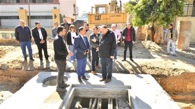 محافظ أسيوط يتفقد تشغيل محطة مياه شرب الهلالي بعد تجديدها بتكلفة 245 مليون جنيه