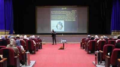 الملتقى الـ 15 لفتيات أهل مصر بالوادي الجديد يلقي الضوء على ريادة الأعمال