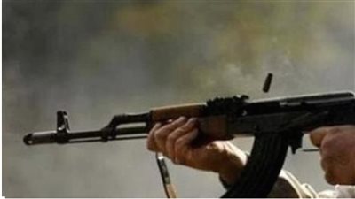 فتحوا عليهم النار داخل سيارة.. مقتل شخص وإصابة آخرين بطلقات نارية على يد مجهولين بقنا