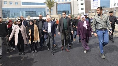 محافظ بورسعيد يتابع أعمال سوق الهنا.. ويؤكد: انتهاء 80% من أعمال تطوير منطقة السيدة خديجة بالضواحي| صور