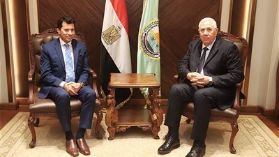 بحضور فرج عامر.. اجتماع مهم بين وزيري الزراعة والشباب لحل قضايا نادي سموحة