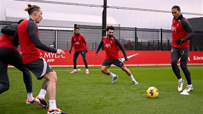 موعد عودة محمد صلاح لتدريبات ليفربول.. المقابلة الأولى مع سلوت
