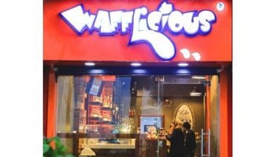 بعد نشر القاهرة 24.. القبض على عاملين بمطعم وافليشوس لاعتدائهما على شاب في المعادي