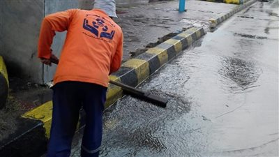 لعدم استقرار الطقس.. محافظ الإسكندرية يعلن حالة الطوارئ ويوجه بكسح مياه الأمطار