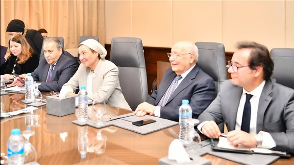 وزيرة البيئة 