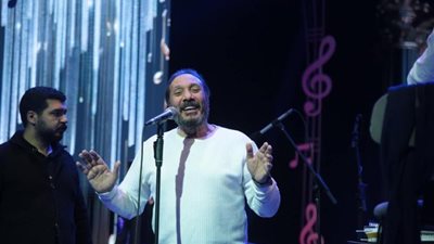 علي الحجار يروج لأولى حفلات مشروعه 100 سنة غُنا: يا رب أقدم حفلة تليق بعظمة تراثنا