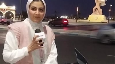 سمر أول فتاة تعمل دليفري بالسويس: حبيت أشتغل حاجة مفهاش روتين وأكون حرة | بث مباشر