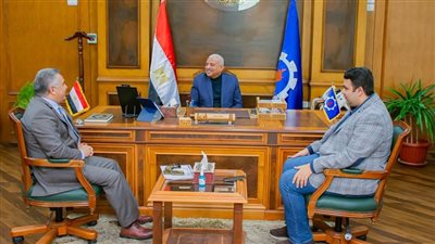 محافظ السويس يبحث مع رئيس الجامعة إنشاء جامعة تكنولوجية لسد احتياجات سوق العمل