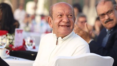 لطفي لبيب: مبهور بالأقصر ومحتاجين سياحة كتير تجيب لينا الخير | صور