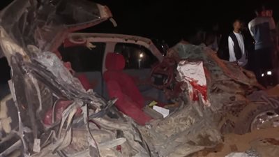 مصرع شخصين وإصابة 2 آخرين في تصادم سيارة نقل وأتوبيس بأسوان