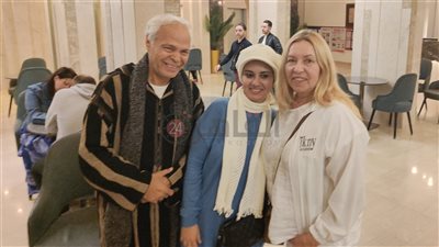 بعد زواجه في سن الـ69 عامًا.. محمود عامر يختتم إجازة زواجه بالغردقة|صور