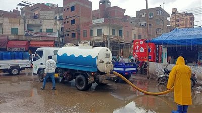 مياه المنوفية: تتعامل مع تجمعات الأمطار بعد موجة الطقس المتقلب| صور