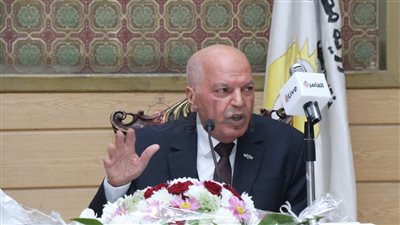 شقة في المهندسين.. ننشر أقوال الشهود في اتهام نقيب المعلمين بتلقي رشوة بسبب مزاد المستشفى| خاص 