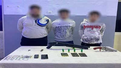 القبض على 8 تجار مخدرات خلال حملات أمنية موسعة بالمحافظات