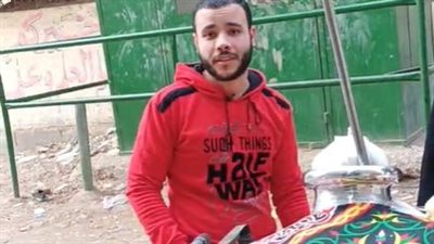 الكيس بـ 3 جنيه وبطلع مكسبي.. قصة كفاح بائع فول متجول بحلوان | بث مباشر