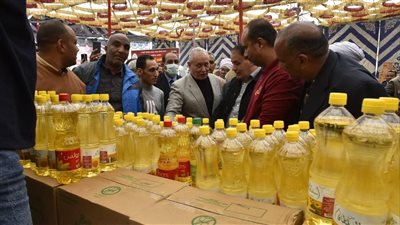 7 معارض رئيسية و30 شادرًا وسيارات متنقلة.. الأقصر تستعد لانطلاق مبادرة أهلا رمضان