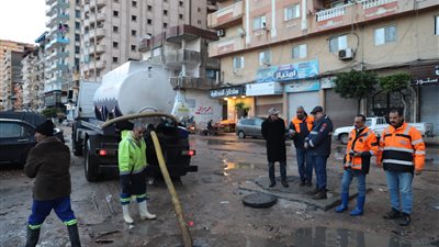 استمرار هطول الأمطار الغزيرة في الإسكندرية