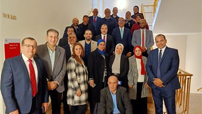 المعهد القومي للحوكمة يختتم فعاليات الدورة الخامسة بكلية هيرتي ببرلين