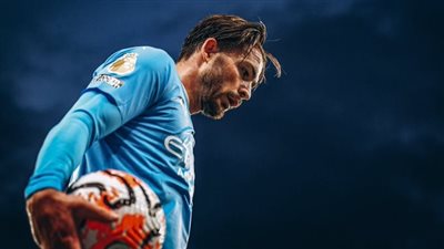 مانشستر سيتي يفقد جريليتش أمام تشيلسي بسبب الإصابة