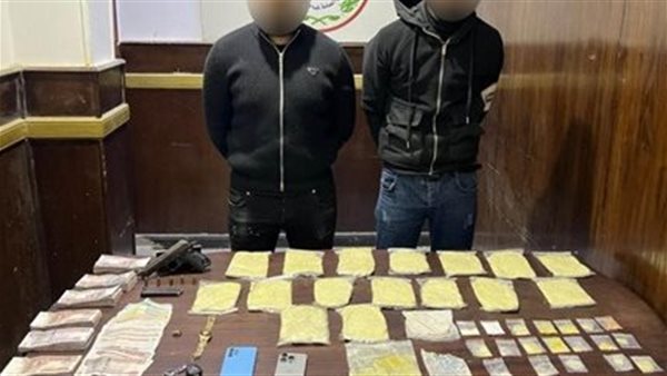 متهمان والمضبوطات