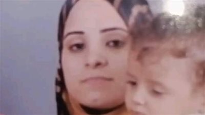 تشييع جثمان ربة منزل عثر عليها طافية بمياه بحر يوسف في بني سويف