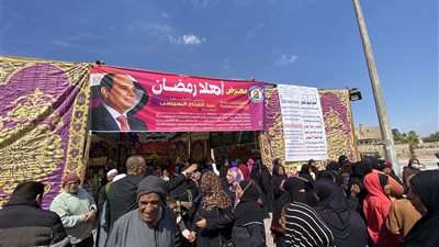 تخفيضات 30%.. توافد كبير على معارض أهلا رمضان بالأقصر| صور