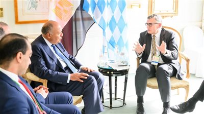 سامح شكري يلتقي بوزير الدولة ورئيس ديوان مستشارية ولاية بافاريا الألمانية على هامش مؤتمر ميونخ للأمن