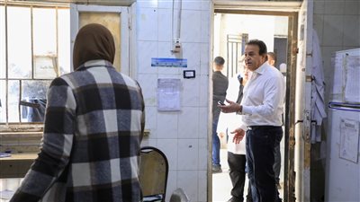 لغياب عدد كبير من الأطباء.. وزير الصحة يُحقق في وقائع مستشفى قويسنا المركزي