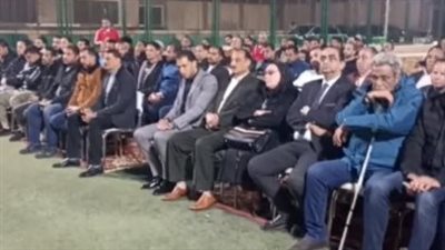 توفى بأزمة قلبية.. لاعبون ورياضيون ينظمون حفل تأبين لمدرب كرة قدم ببني سويف | بث مباشر
