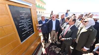 وزير الإسكان: تنفيذ 60 مشروعا تنمويا بمحافظة الوادى الجديد بتكلفة 6.47 مليار جنيه