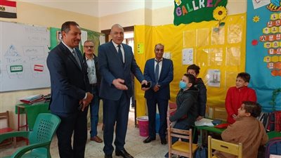 مدير تعليم الجيزة يوجه بتفعيل حصص المشاهدة والاهتمام بالطلاب الضعاف