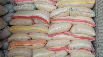 محافظ الإسكندرية: ضبط مصنعين والتحفظ على 30 طن أعلاف وذرة صفراء مجهولة المصدر 