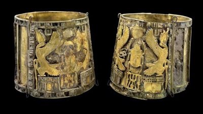 من الذهب.. المتحف المصري بالتحرير يلقي الضوء على أساور الملكة كاروماما