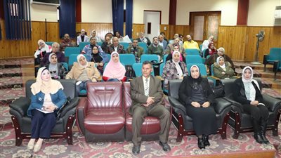 تعليم القاهرة تنظم ورشة عمل توعية بمجال ترشيد الكهرباء لتأهيل كوادر من المعلمين