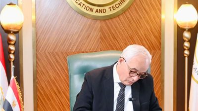 انتظروا العيدية من وزير التعليم | هل يصدر حجازي قرارات مفاجأة للطلاب؟.. مصدر يكشف التفاصيل