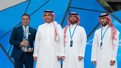 للعام الثاني.. إي إف چي هيرميس تحصد جائزة أفضل دار بحوث