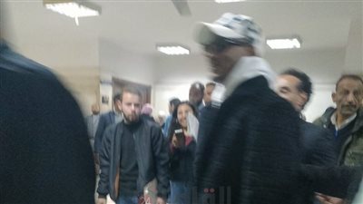 دفاع محمد رمضان في اتهامه بنشر أخبار كاذبة: لم يثبت تعرض البنك للضرر بسبب تصريحات موكلي |خاص 