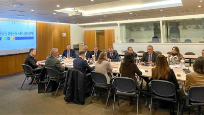 رئيس اقتصادية قناة السويس: نتطلع لمزيد من الشراكات مع الاتحاد الأوروبي 